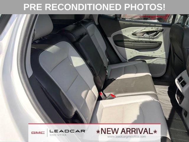 Used 2022 GMC Terrain SLT w/ LPO, Floor Liner Package AWD/4WD image 15