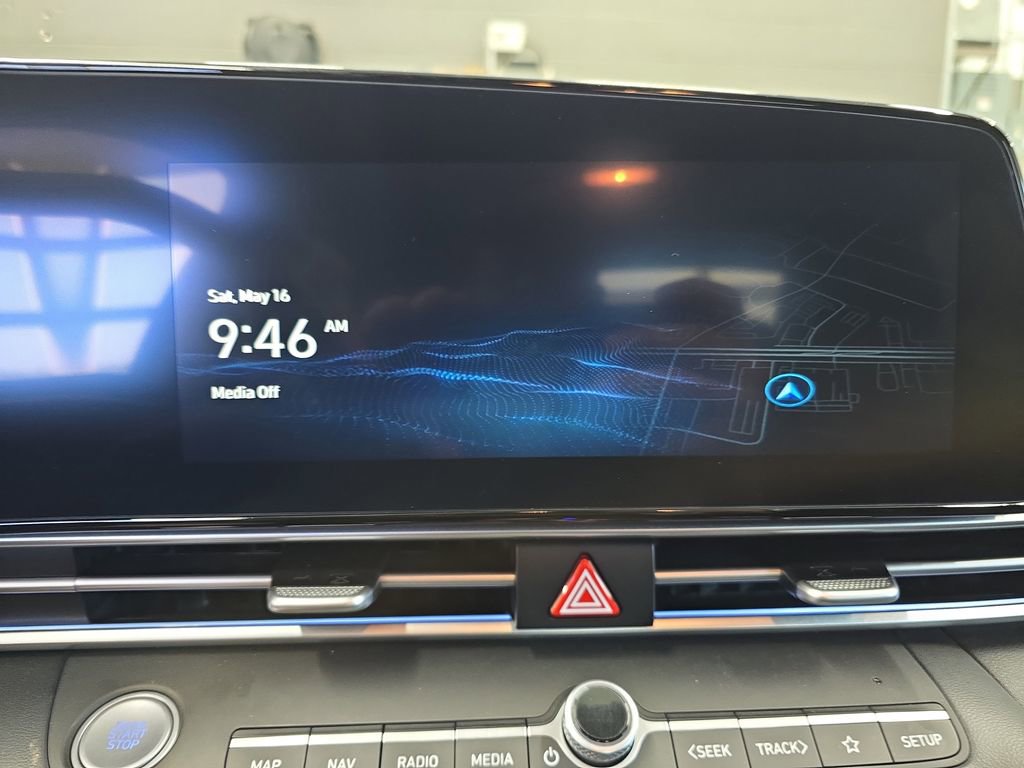 Certified 2024 Hyundai Elantra SEL w/ Convenience Package FWD image 22