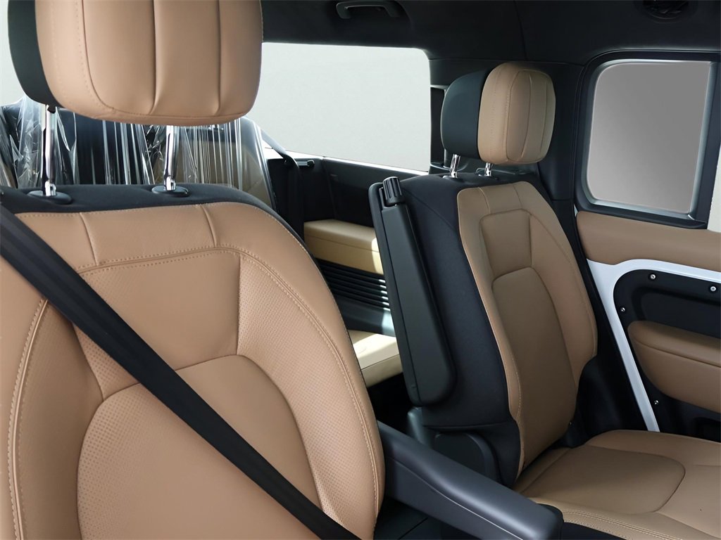 New 2025 Land Rover Defender 130 V8 image 27
