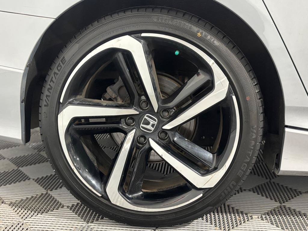 Used 2020 Honda Accord Sport image 36