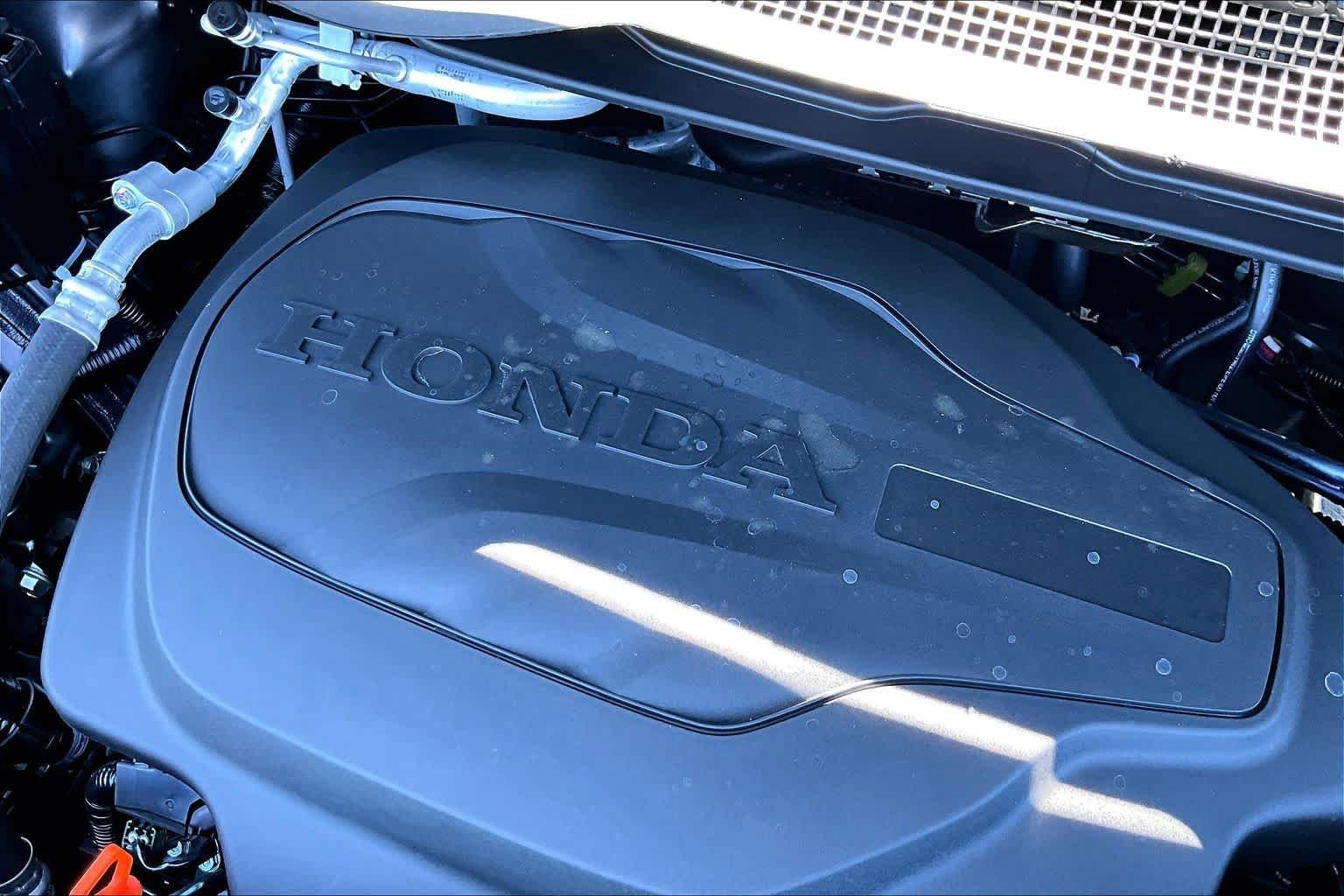 New 2026 Honda Odyssey Touring image 17