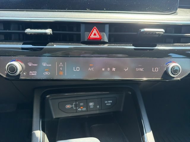 Used 2025 Kia K5 GT-Line AWD/4WD image 30