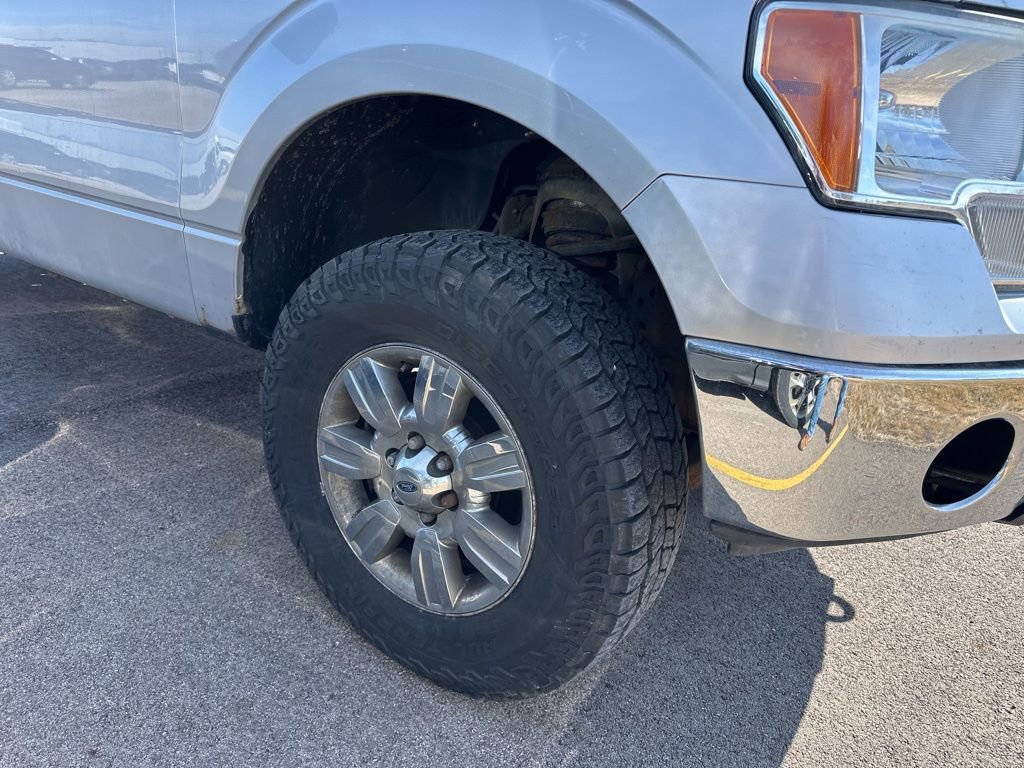 Used 2011 Ford F150 XLT w/ XLT Chrome Pkg image 3