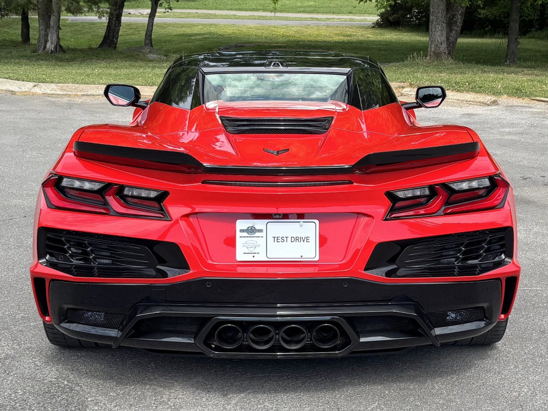 Used 2023 Chevrolet Corvette Z06 w/ Stealth Interior Trim Package RWD image 7