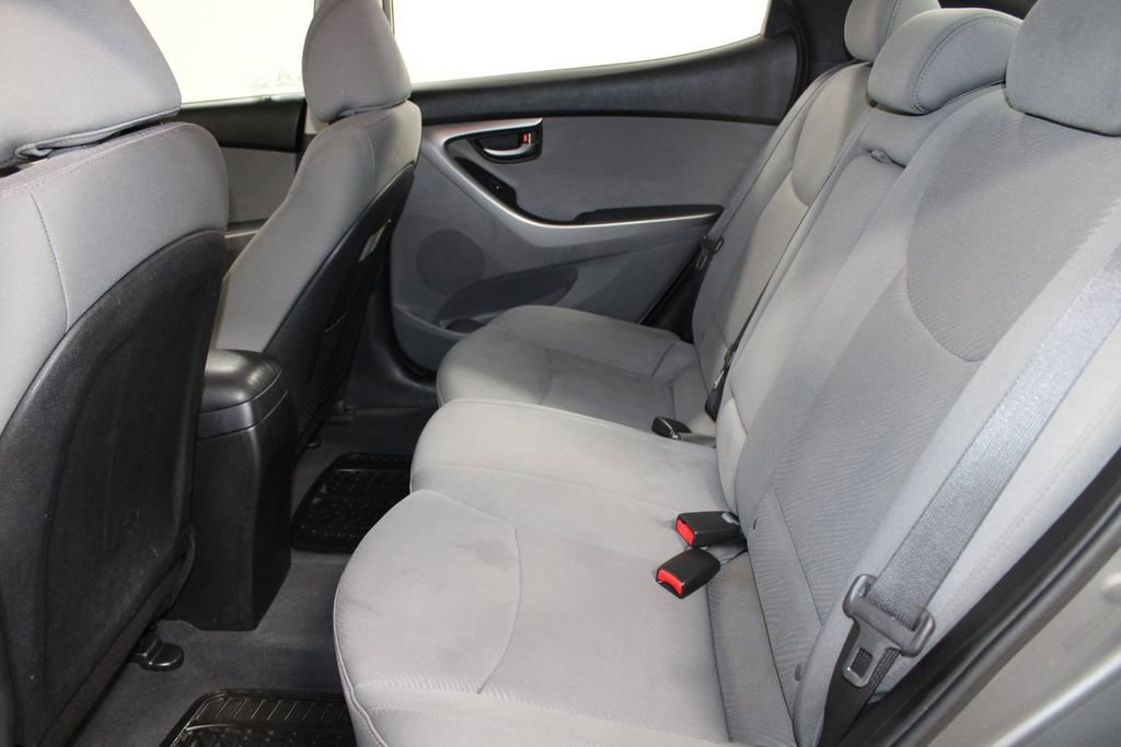 Used 2013 Hyundai Elantra GLS image 21