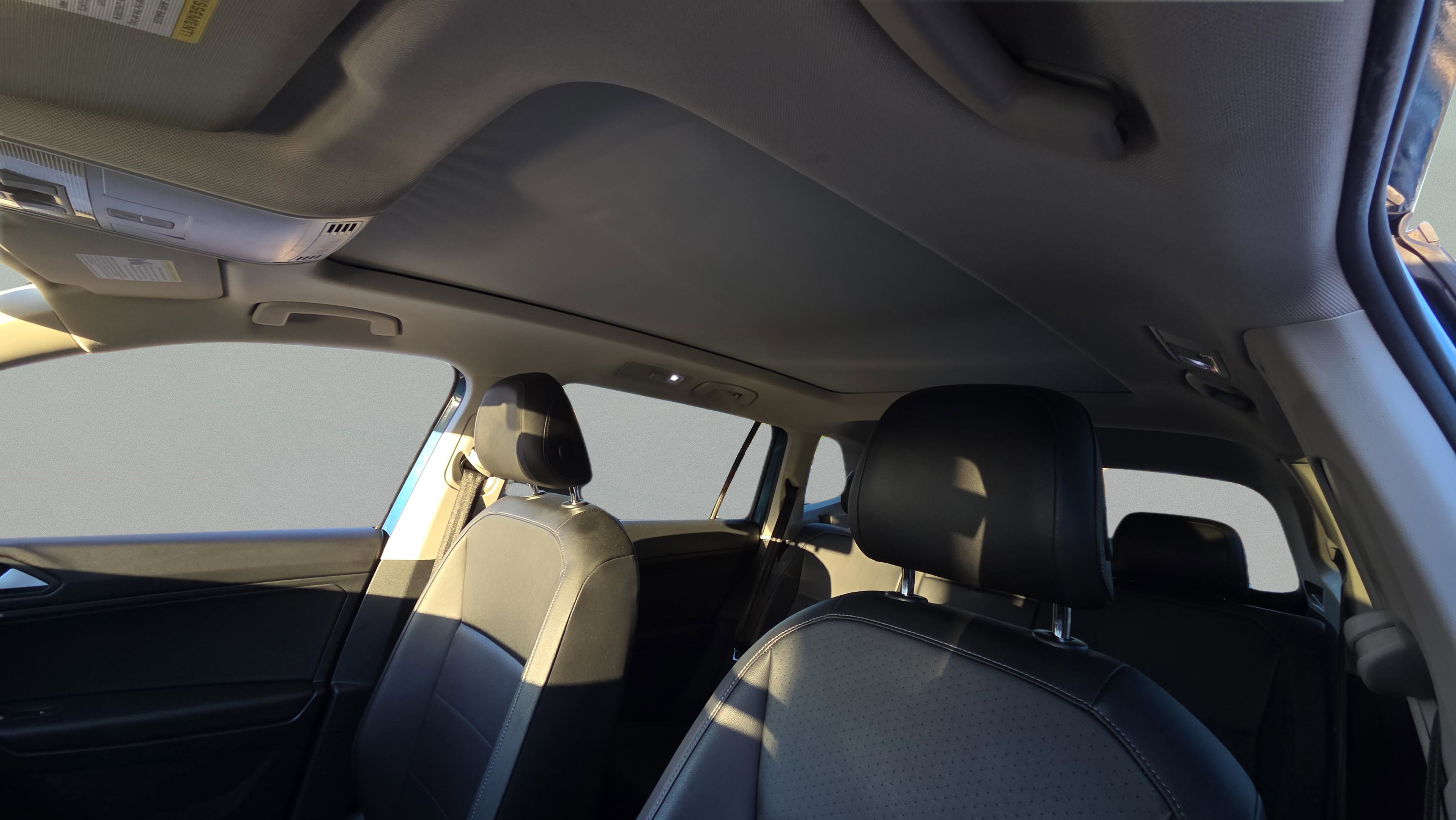 Used 2019 Volkswagen Tiguan S image 22