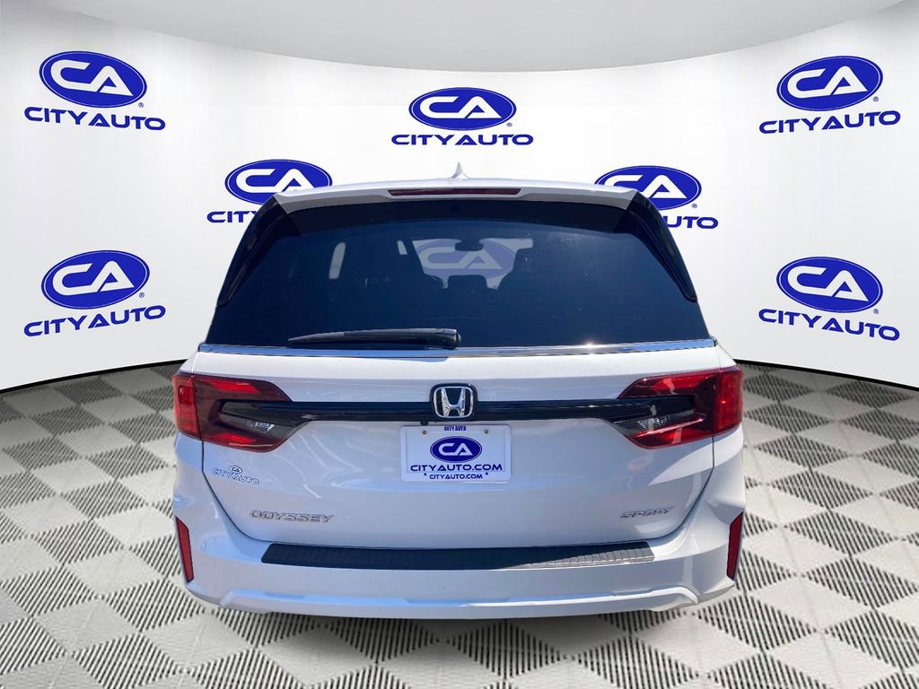 Used 2025 Honda Odyssey Sport-L image 4