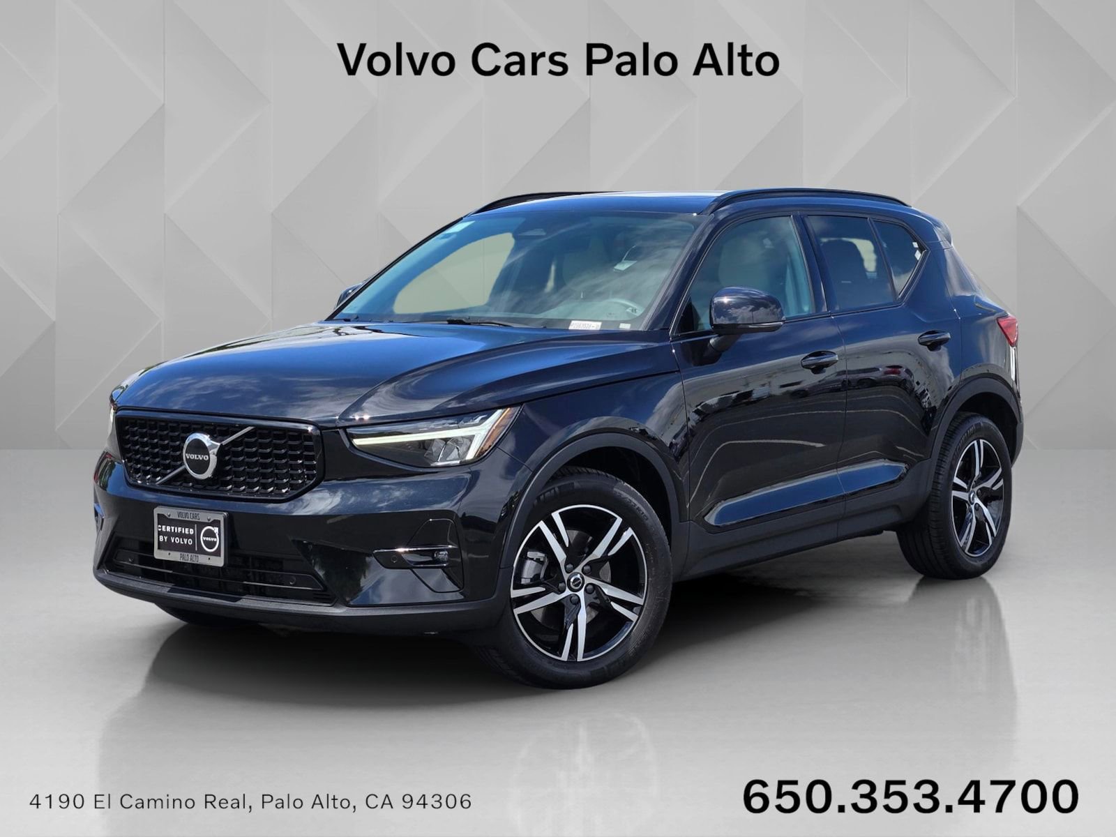 Certified 2023 Volvo XC40 B5 Plus w/ Protection Package Premier AWD/4WD image 1