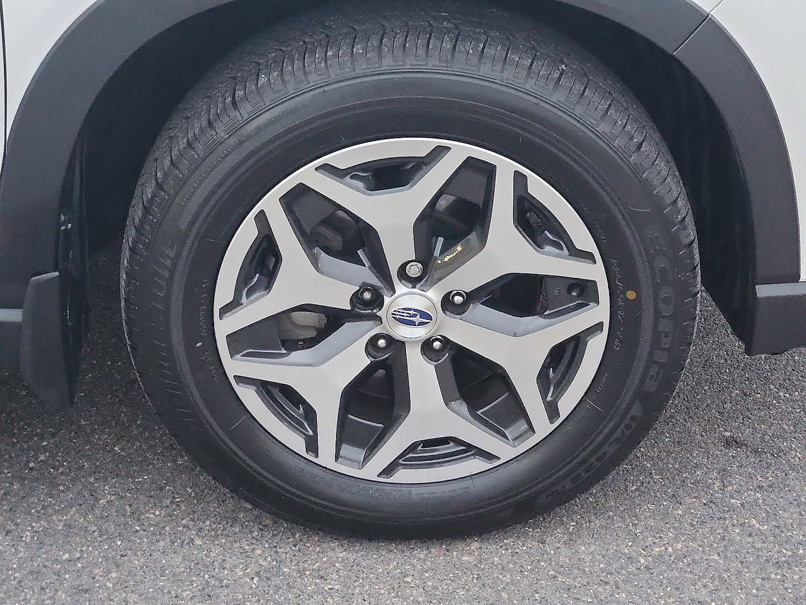 Used 2020 Subaru Forester Premium image 8