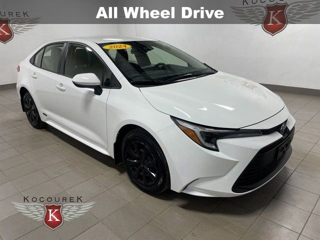 Used 2024 Toyota Corolla LE