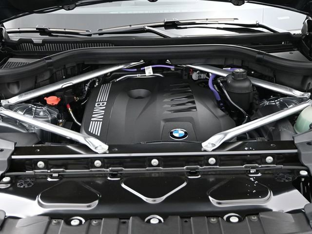 New 2026 BMW X5 xDrive40i w/ Climate Comfort Package image 18