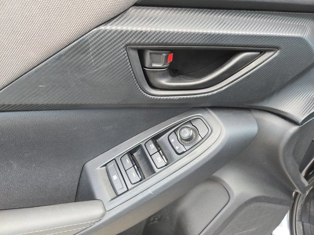 Used 2025 Subaru Crosstrek 2.5i Premium AWD/4WD image 13