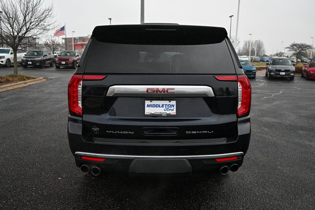 Used 2023 GMC Yukon XL Denali image 6