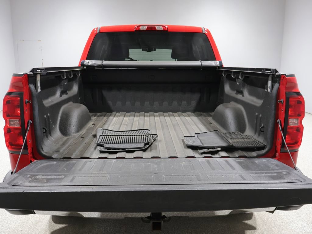 Used 2018 Chevrolet Silverado 1500 LT w/ All Star Edition AWD/4WD image 4