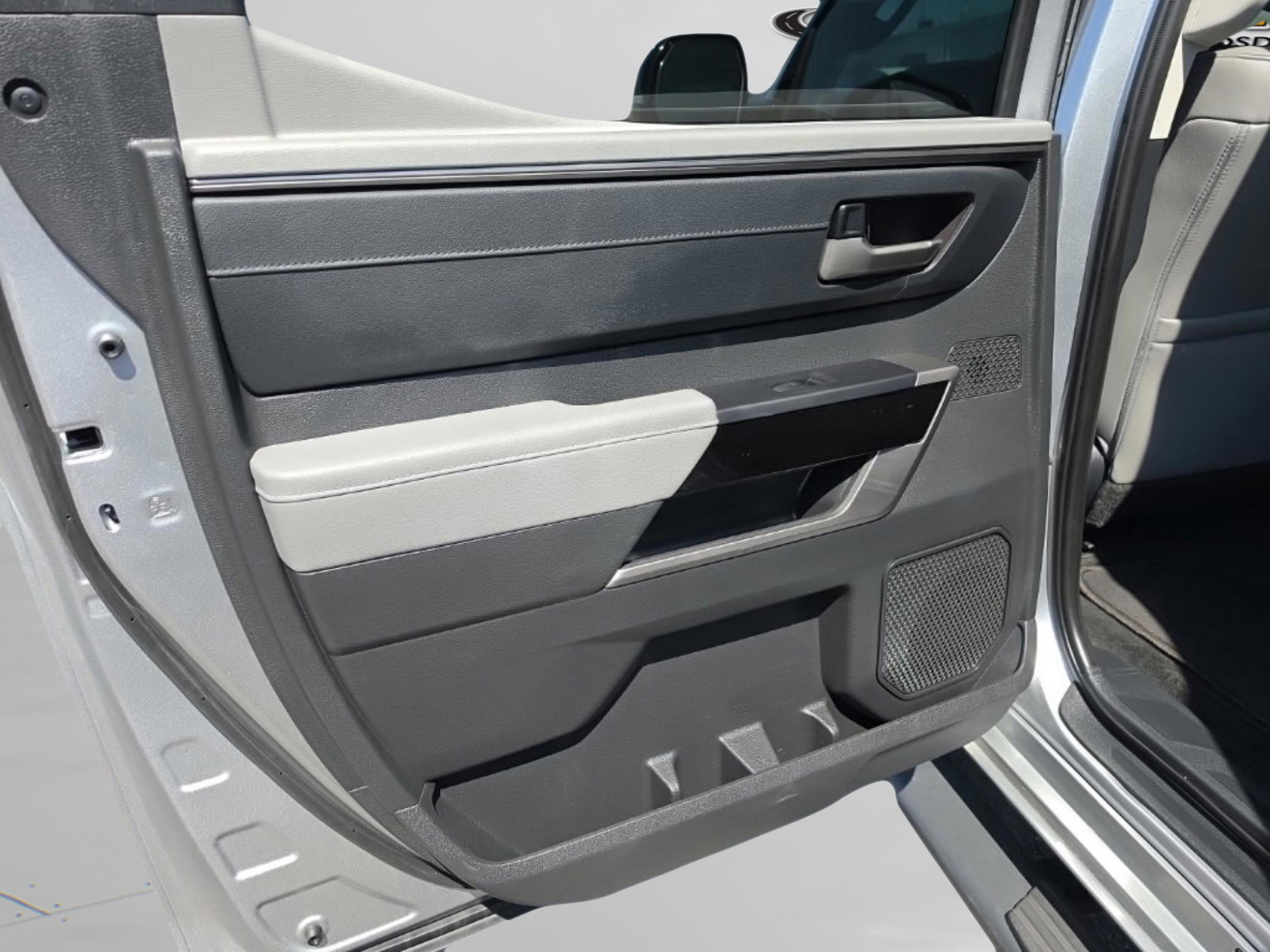 Used 2024 Toyota Tundra Limited image 27