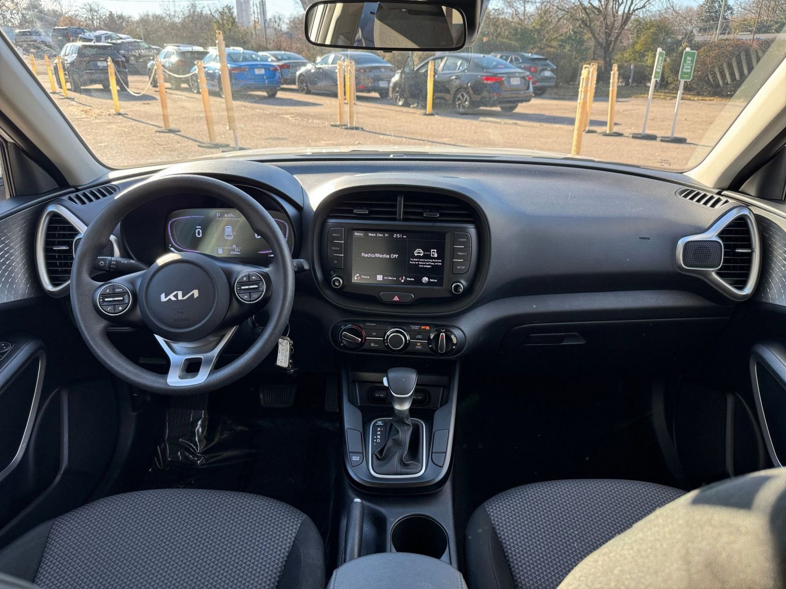 Used 2025 Kia Soul LX w/ LX Technology Package image 28