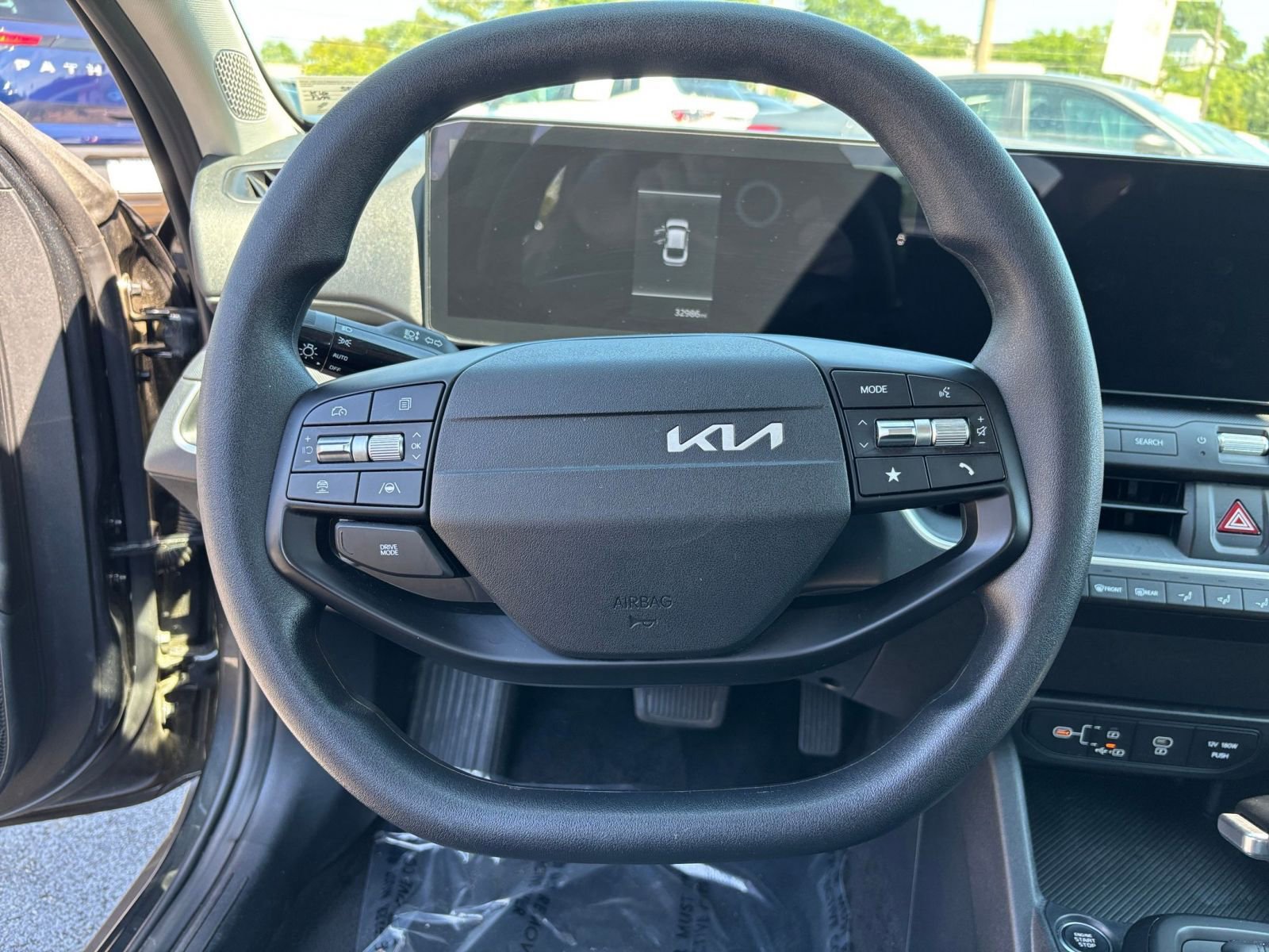 Used 2025 Kia K4 FWD image 27