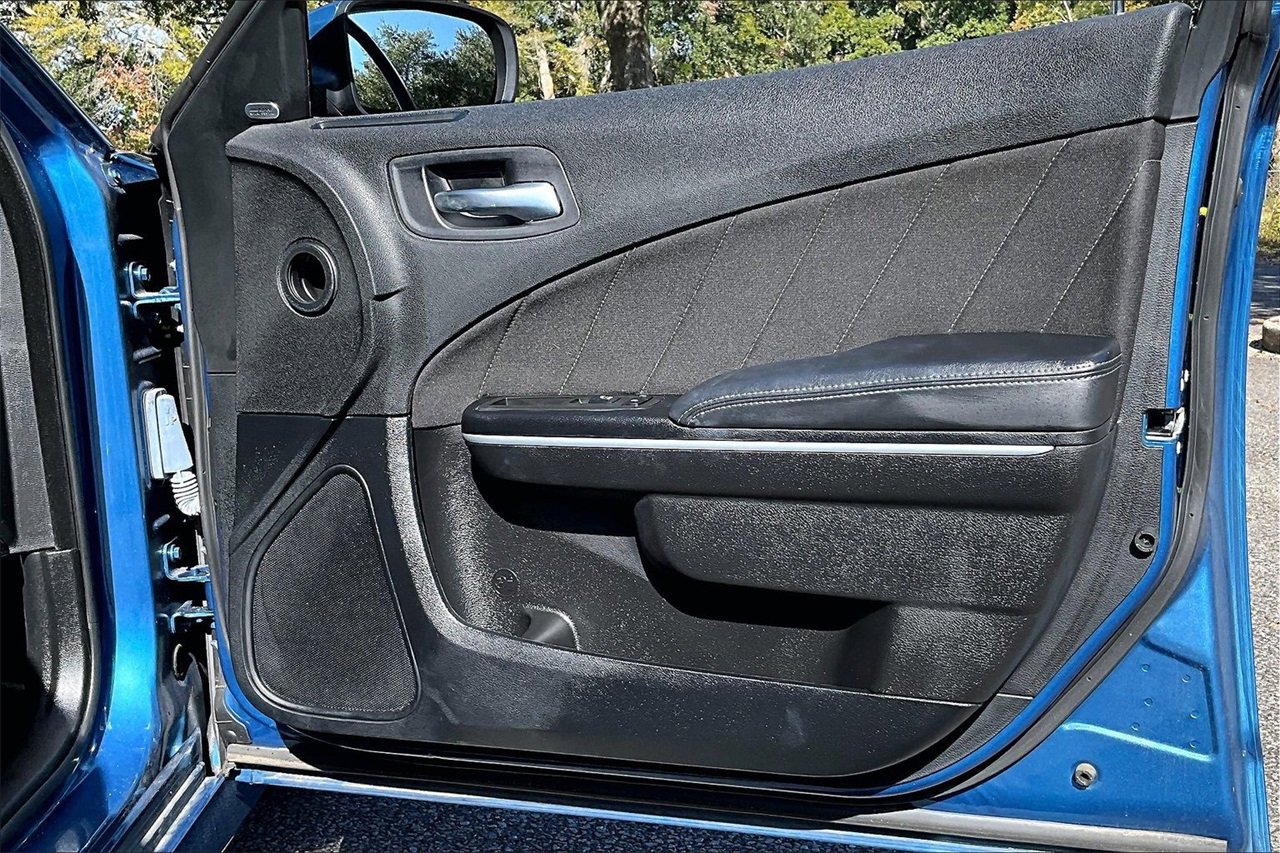 Used 2022 Dodge Charger Scat Pack image 25