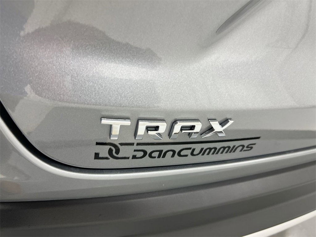 Certified 2025 Chevrolet Trax LT image 26