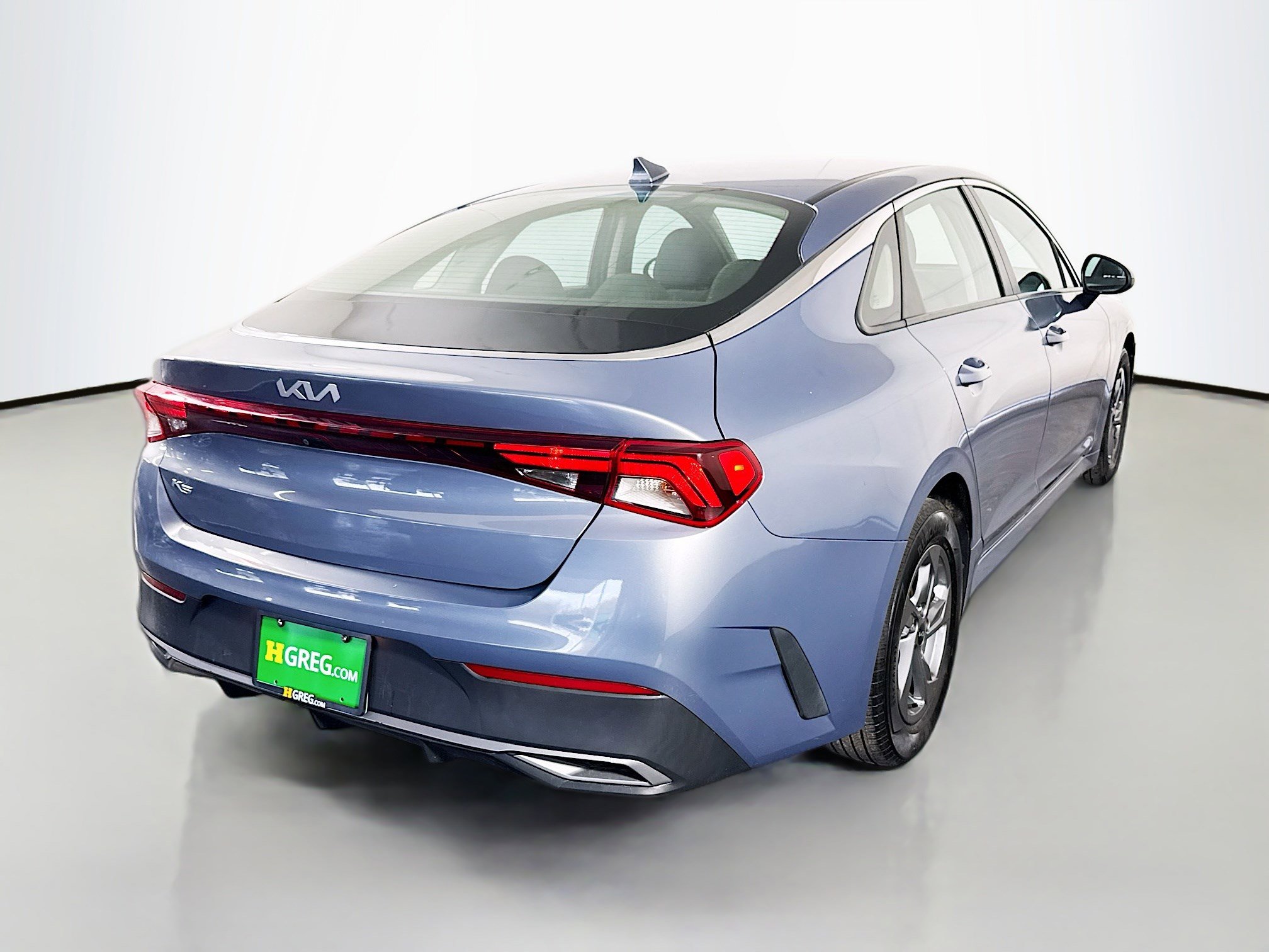 Used 2022 Kia K5 LX image 10