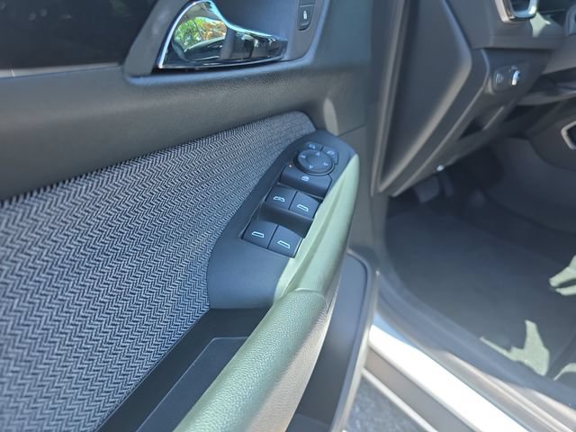 Used 2025 Chevrolet TrailBlazer LT AWD/4WD image 8