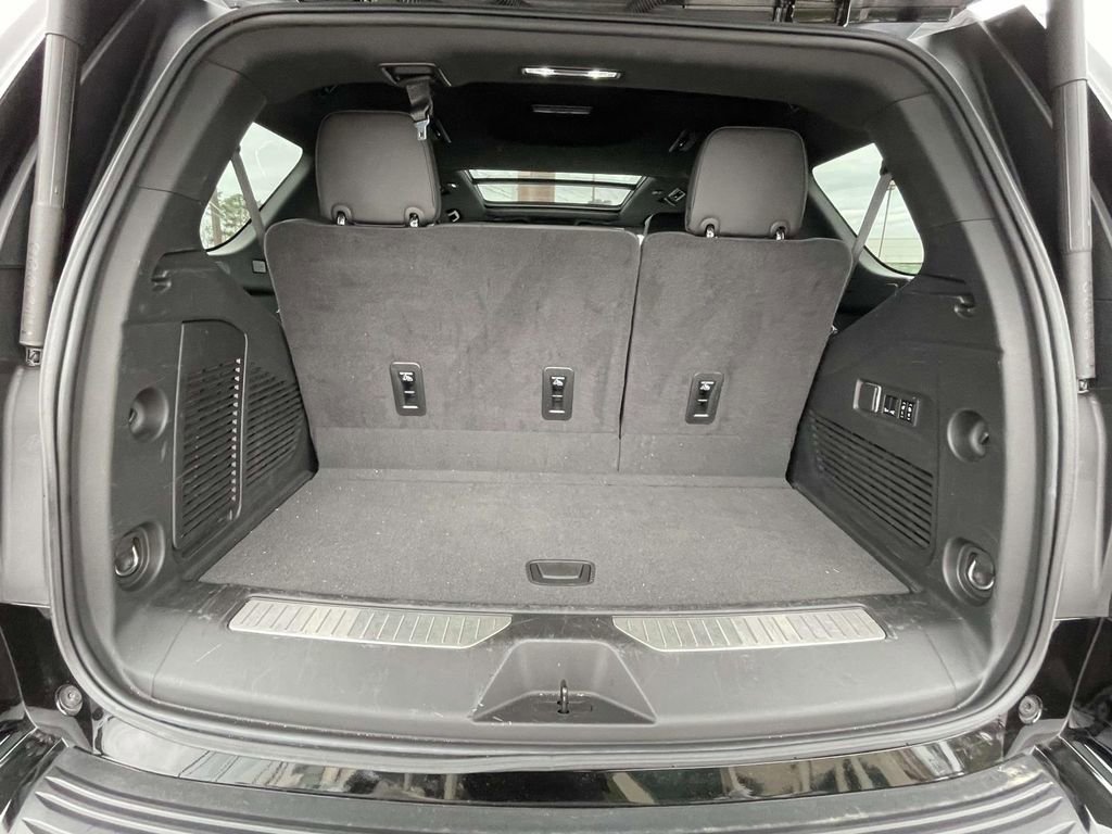 Used 2024 Chevrolet Tahoe RST w/ Luxury Package image 10