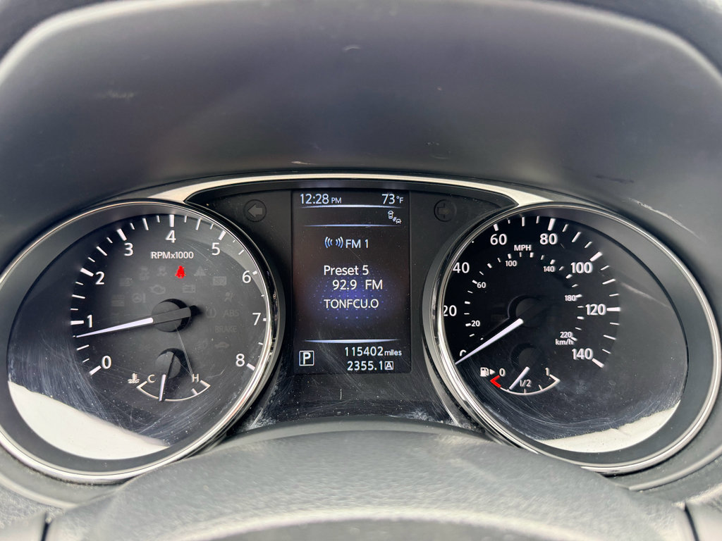 Used 2016 Nissan Rogue SV w/ SV Premium Package FWD image 18