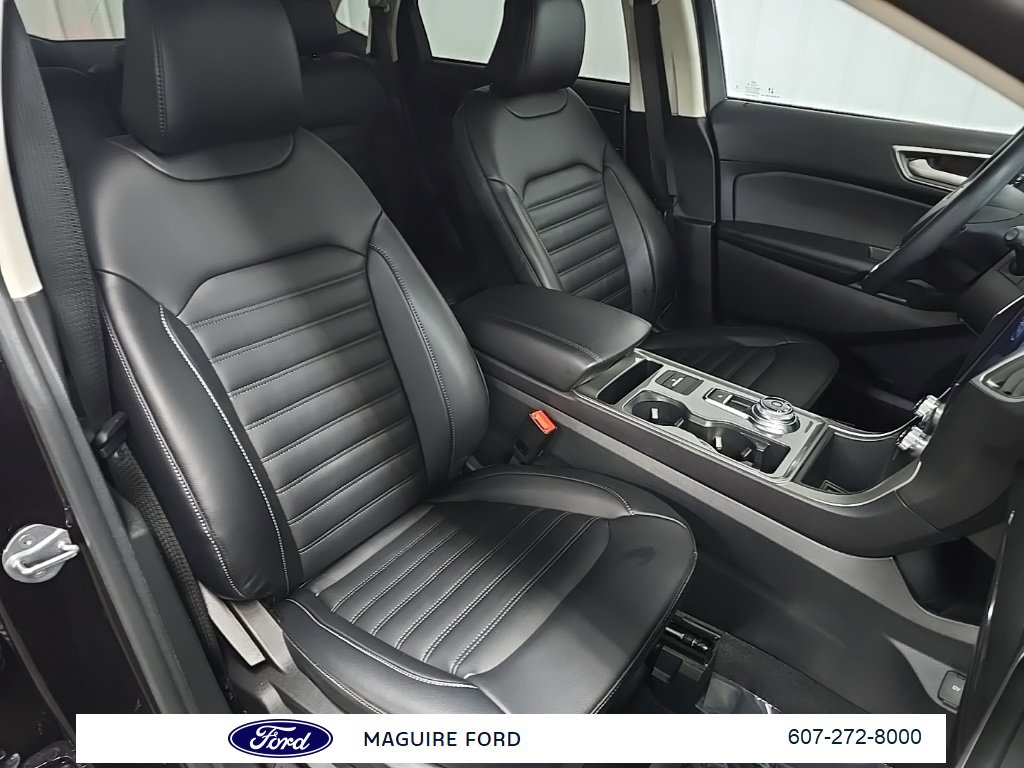 Used 2024 Ford Edge SEL w/ Convenience Package image 15