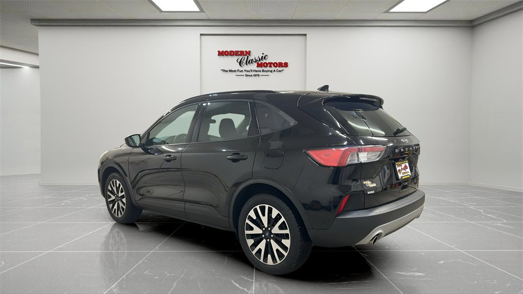 Used 2020 Ford Escape SE Sport image 5