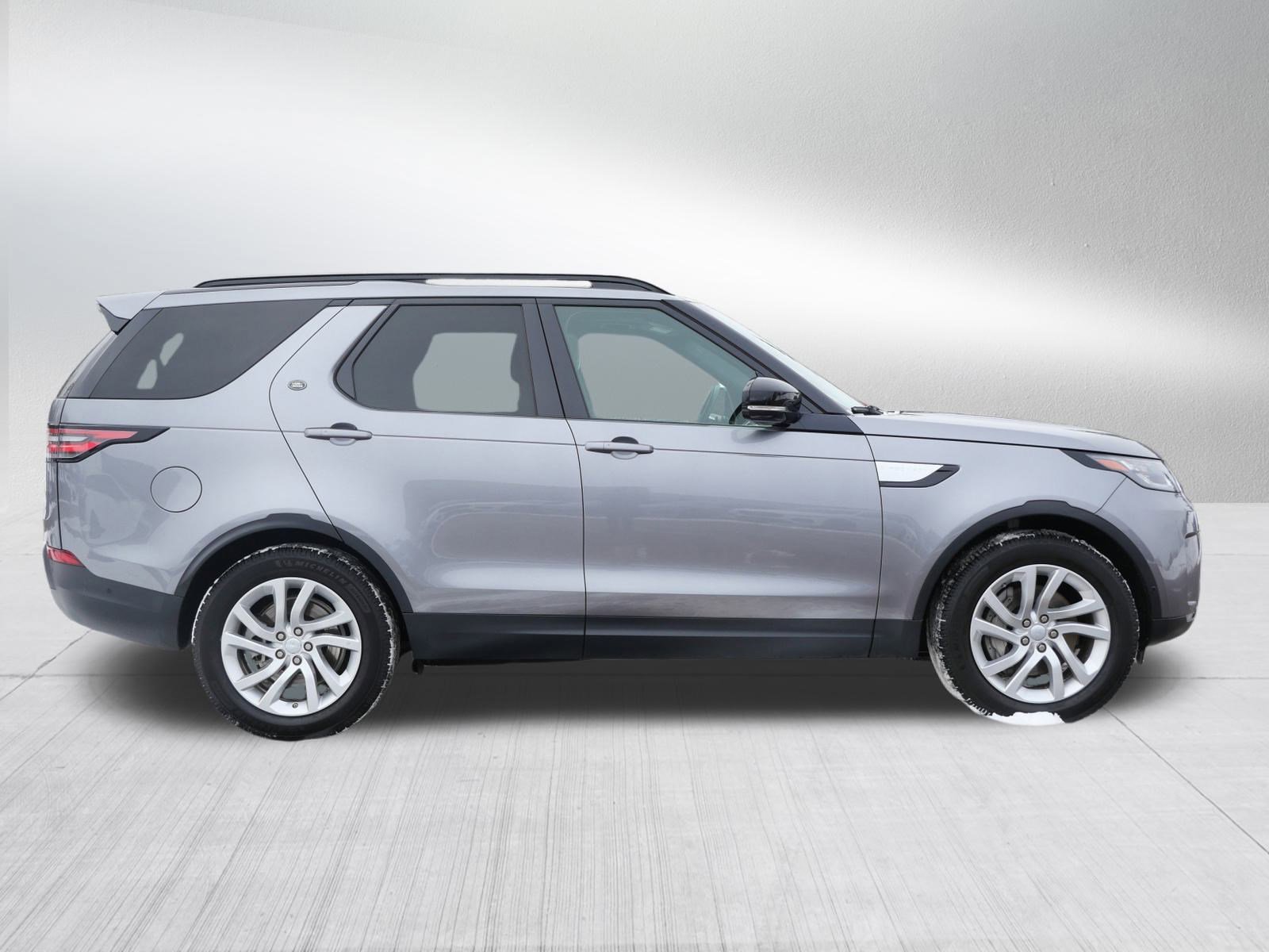 Used 2020 Land Rover Discovery HSE image 6