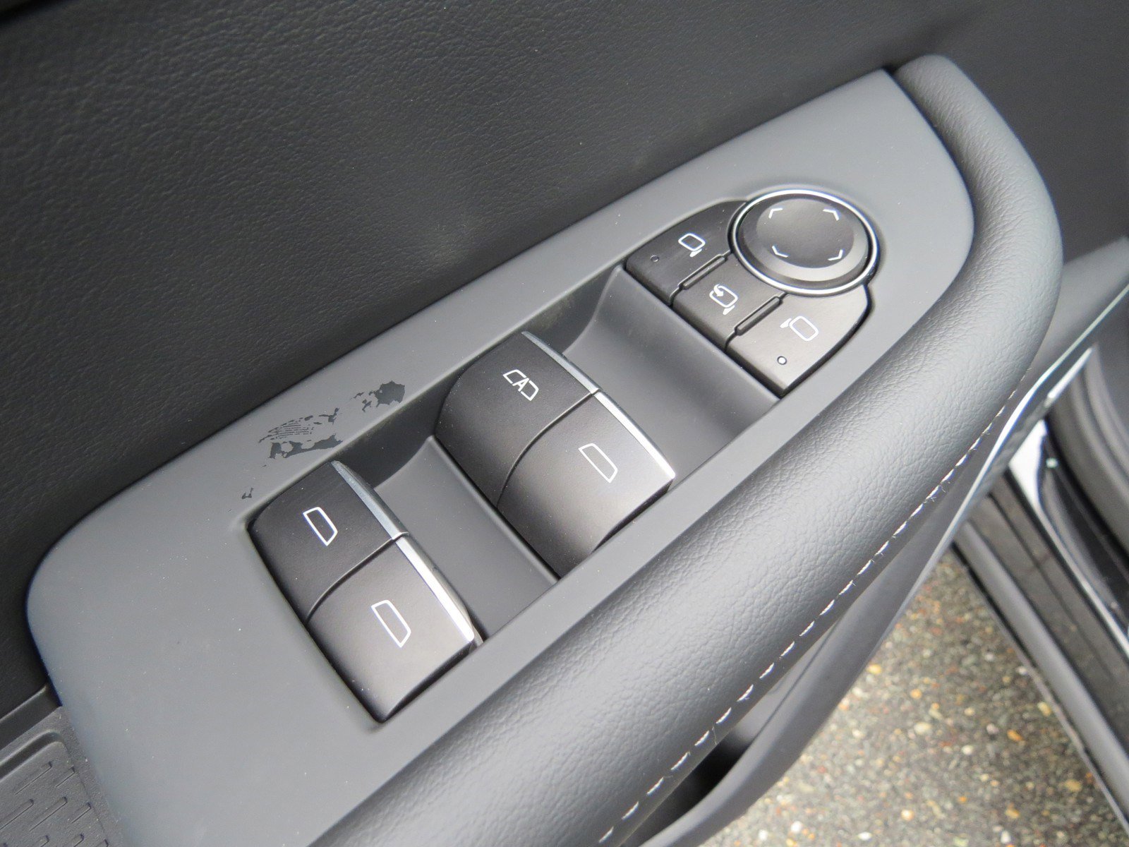 New 2025 Buick Enclave Sport Touring w/ Power Package image 21