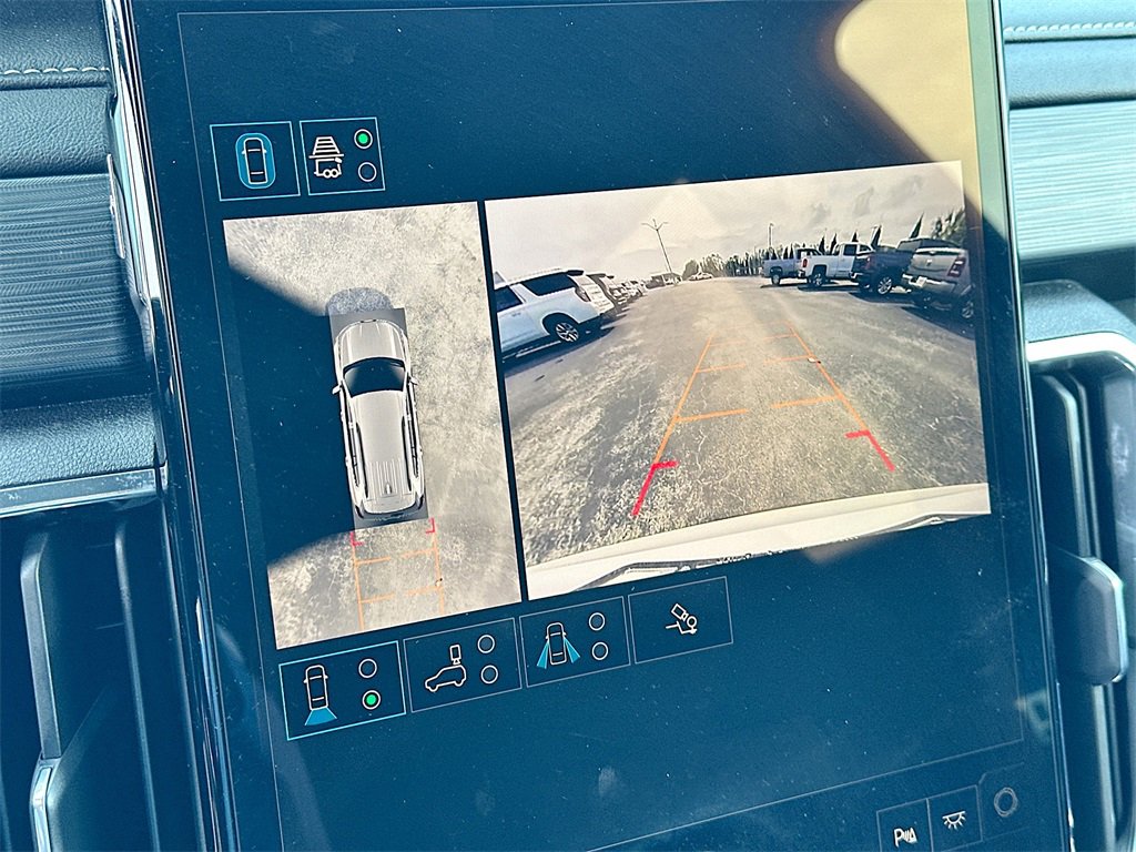 Used 2025 GMC Acadia Elevation image 14