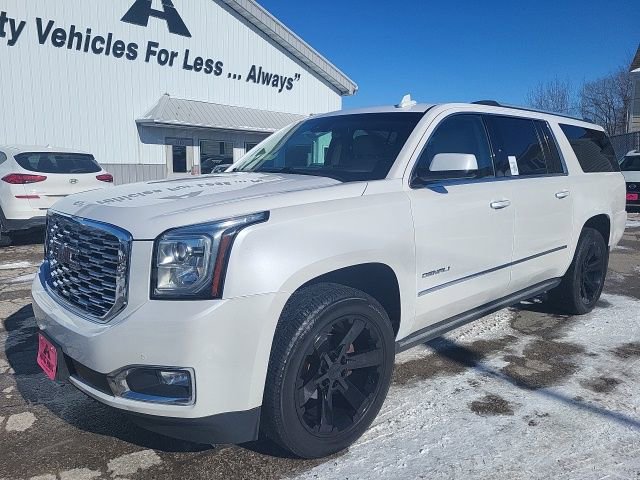 Used 2018 GMC Yukon XL Denali image 25