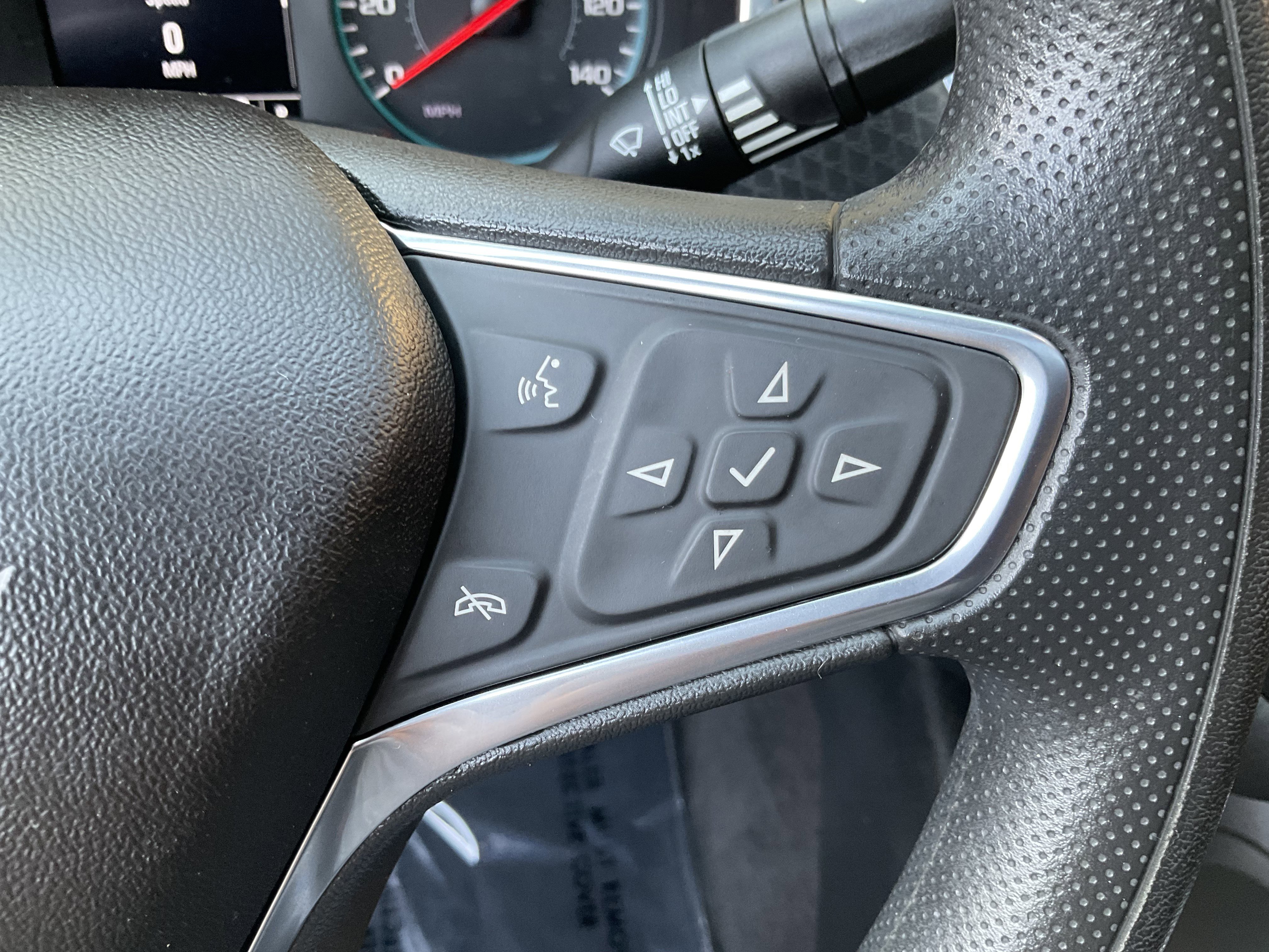 Used 2023 Chevrolet Malibu LT image 28