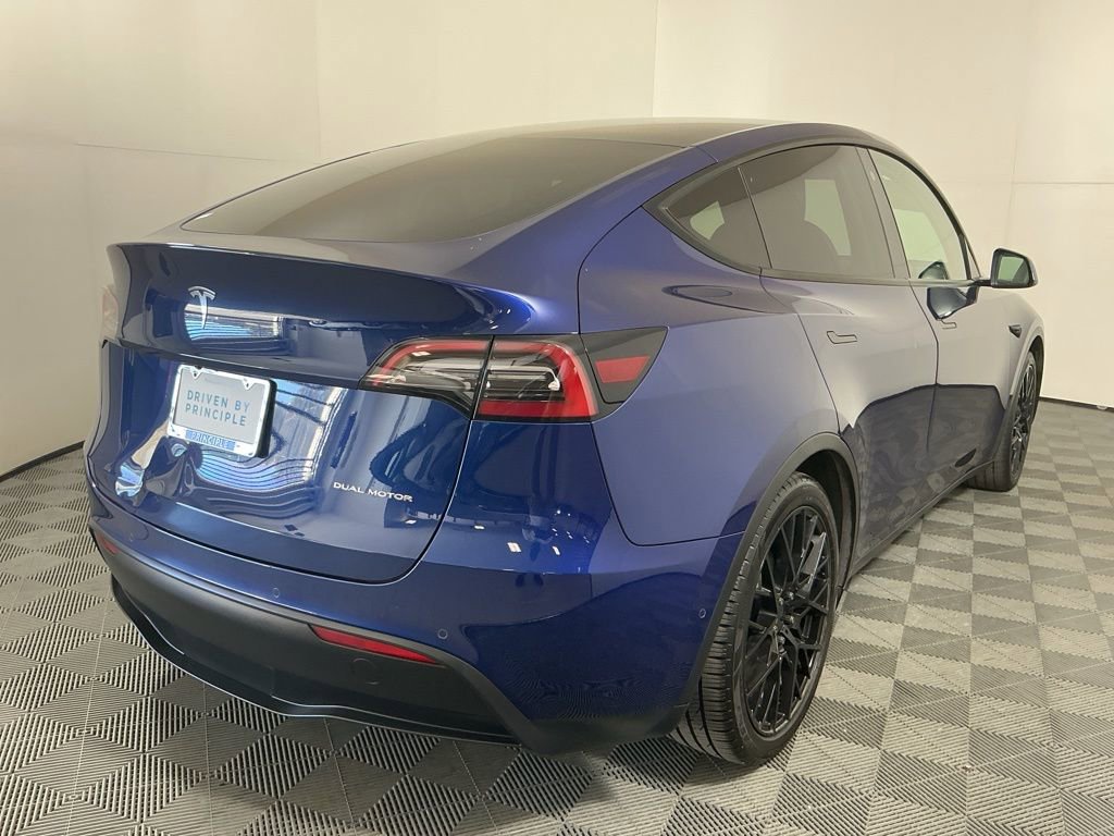 Used 2021 Tesla Model Y Long Range image 5