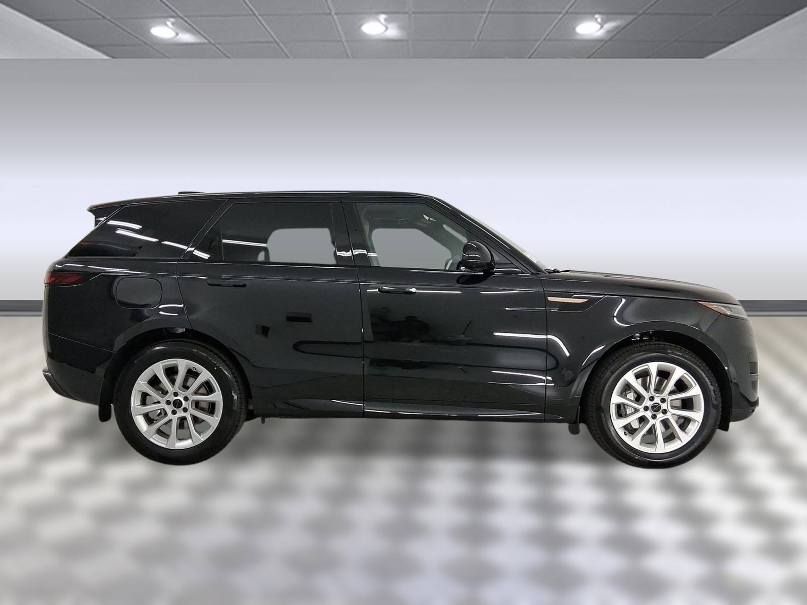 New 2026 Land Rover Range Rover Sport SE AWD/4WD image 8