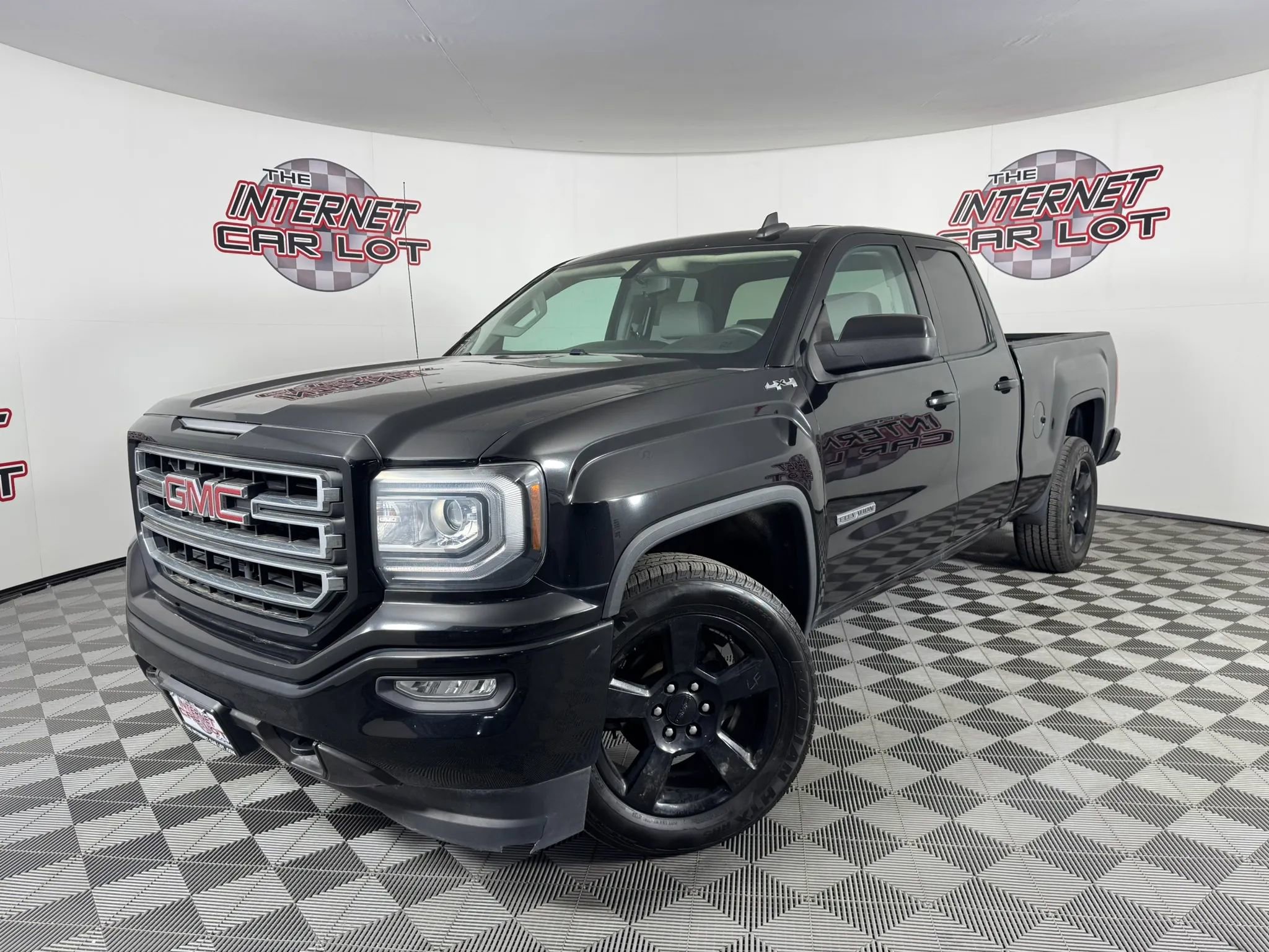Used 2019 GMC Sierra 1500 Limited w/ Elevation Edition AWD/4WD image 1