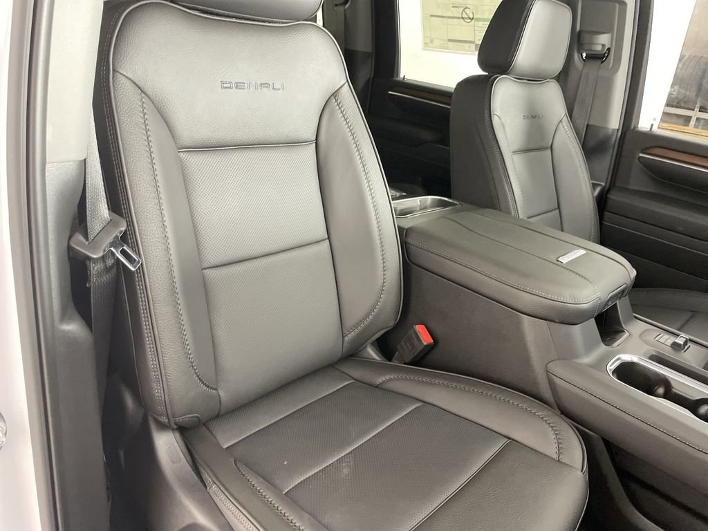 New 2025 GMC Sierra 2500 Denali w/ Denali Reserve Package image 29