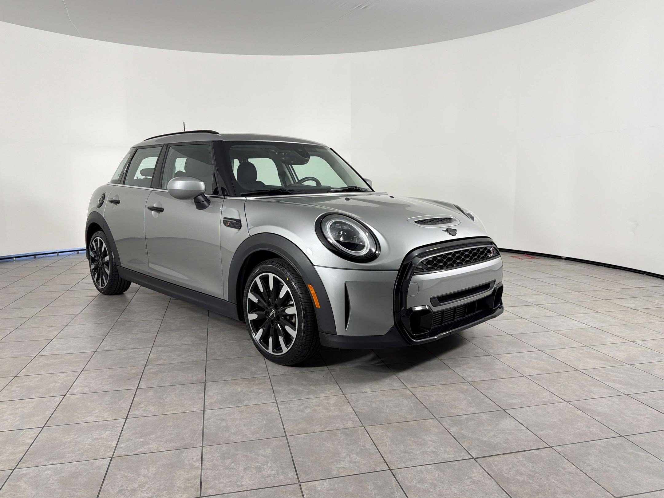 Certified 2023 MINI Cooper S image 7