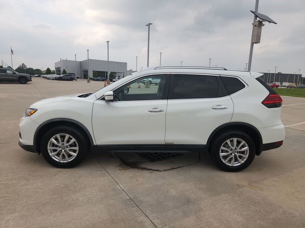 Used 2017 Nissan Rogue SV AWD/4WD image 8