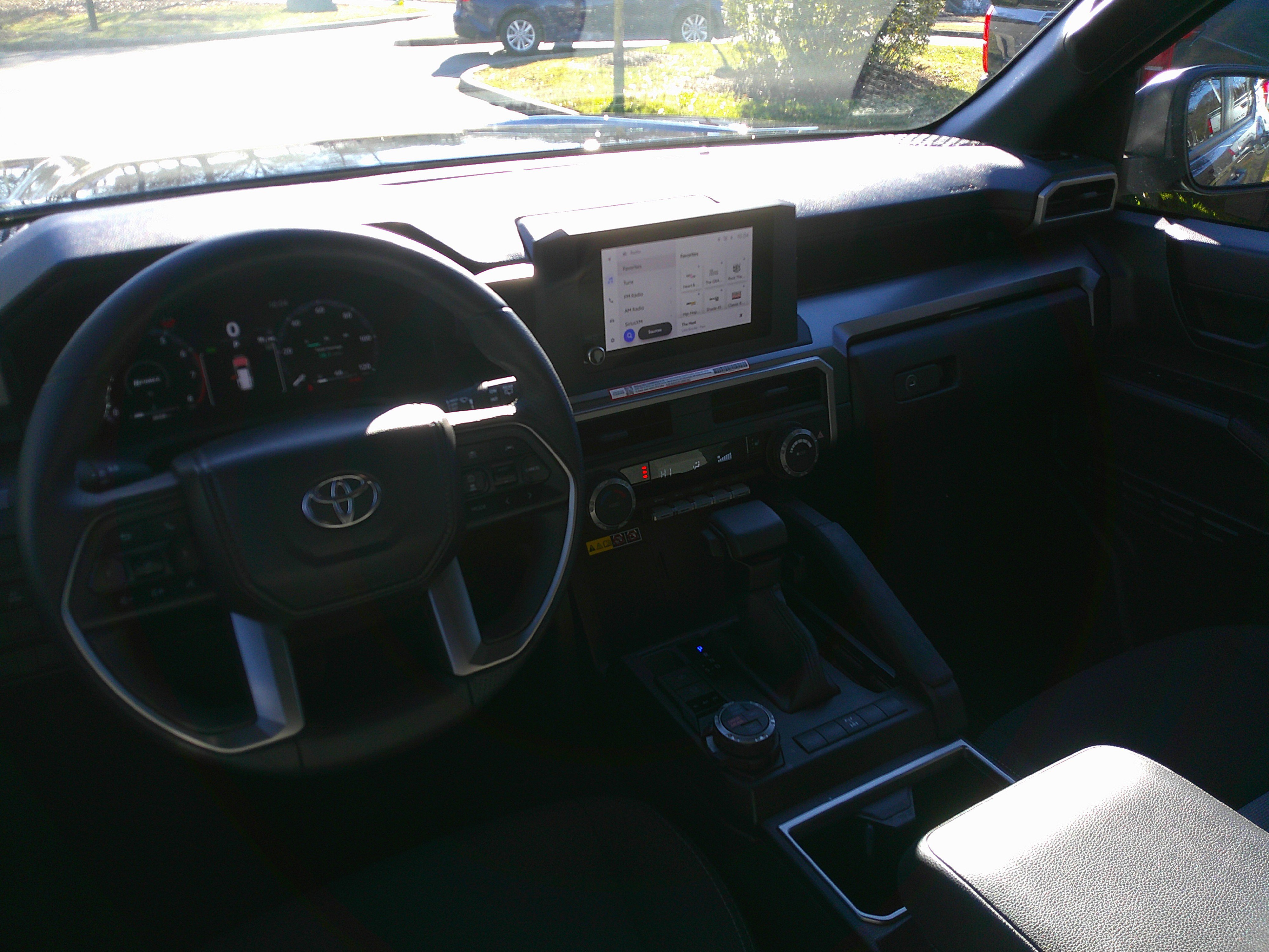 Used 2025 Toyota 4Runner TRD Off-Road image 32