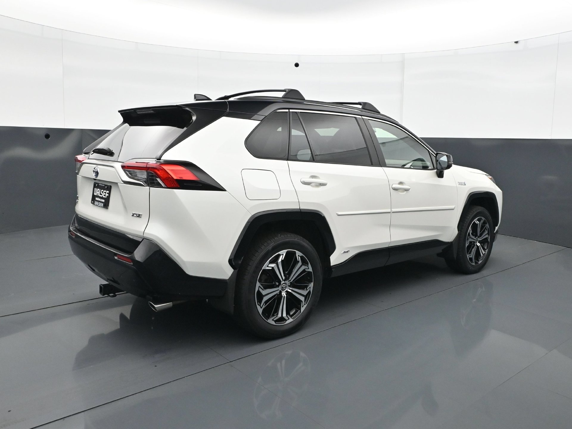 Used 2021 Toyota RAV4 XSE w/ Weather Package AWD/4WD image 7