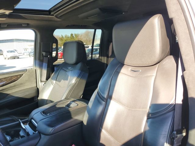 Used 2015 Cadillac Escalade ESV Platinum image 18