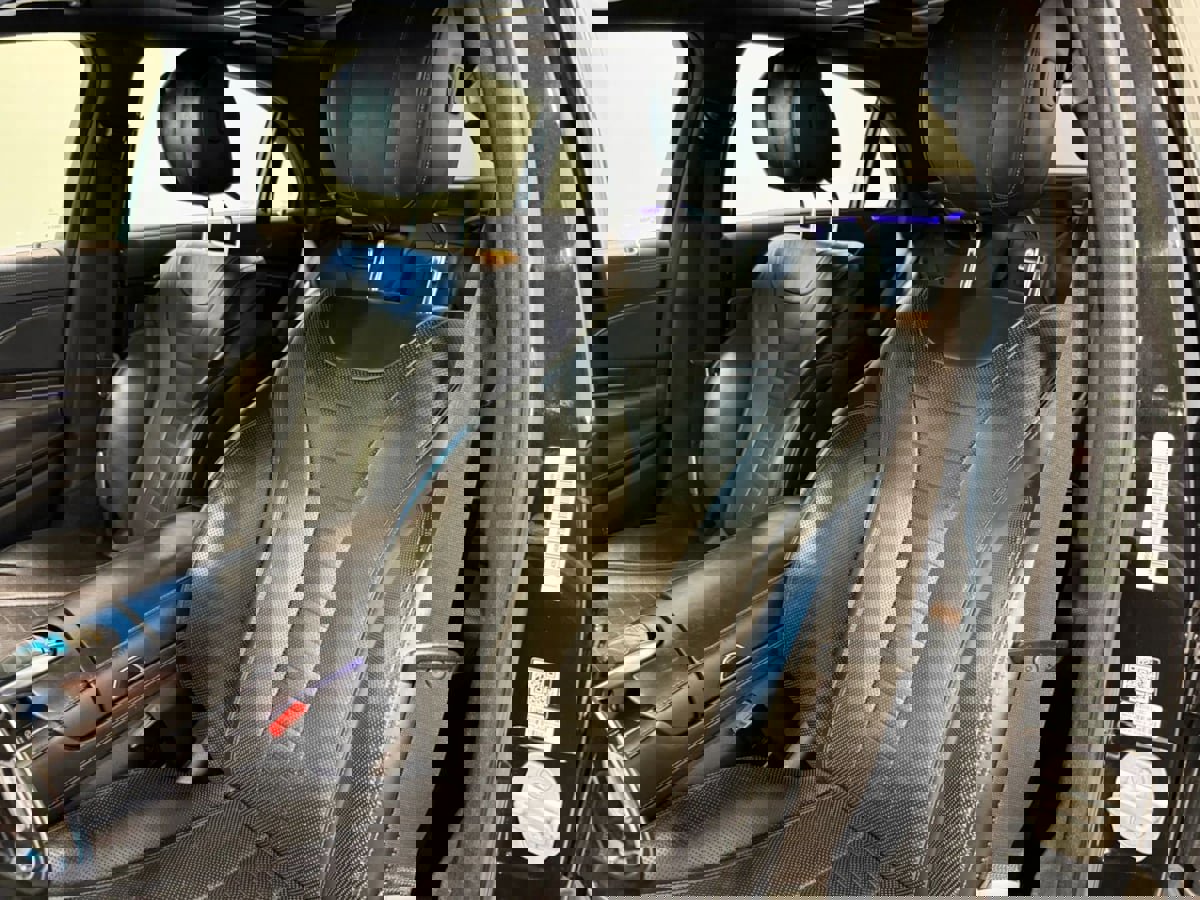 Used 2015 Mercedes-Benz S 550 4MATIC Sedan image 23