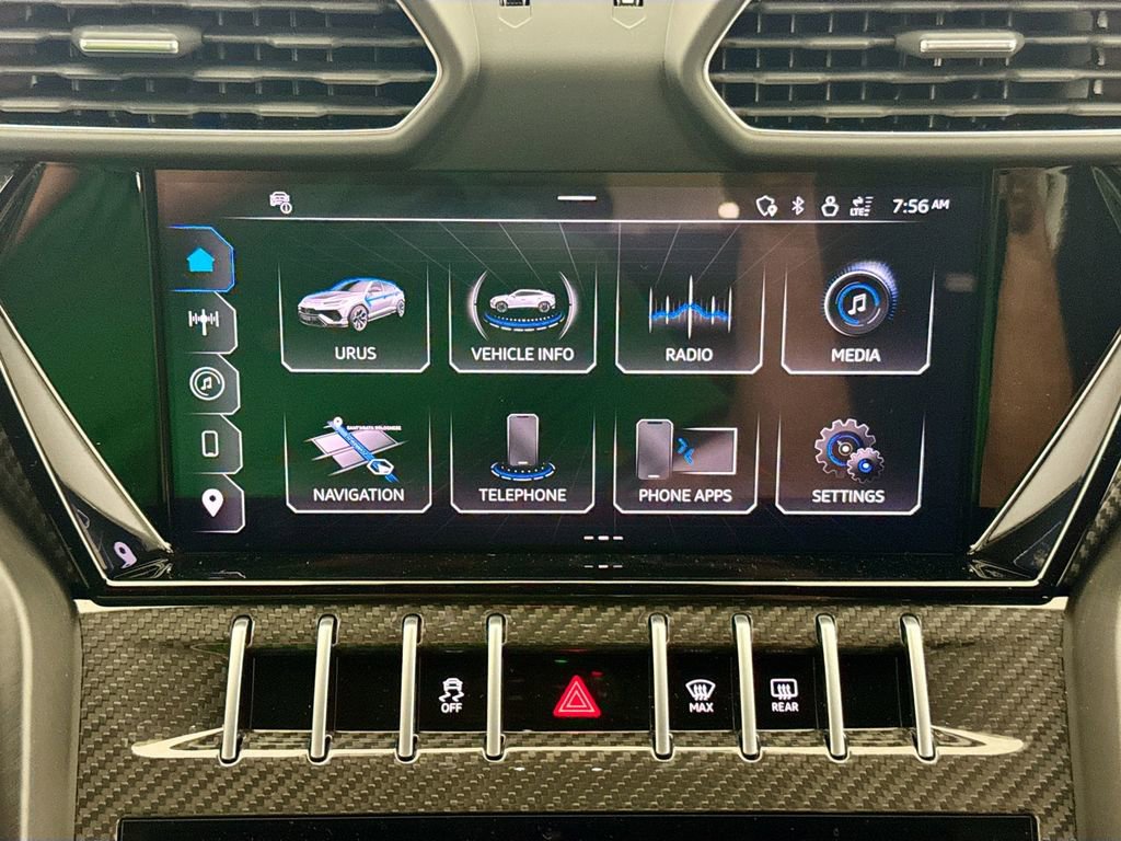 Used 2024 Lamborghini Urus Performante AWD/4WD image 15
