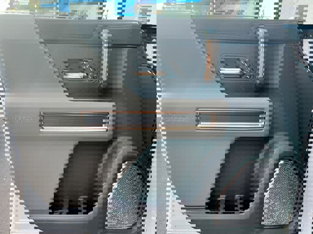 New 2025 GMC Hummer EV 2X image 52