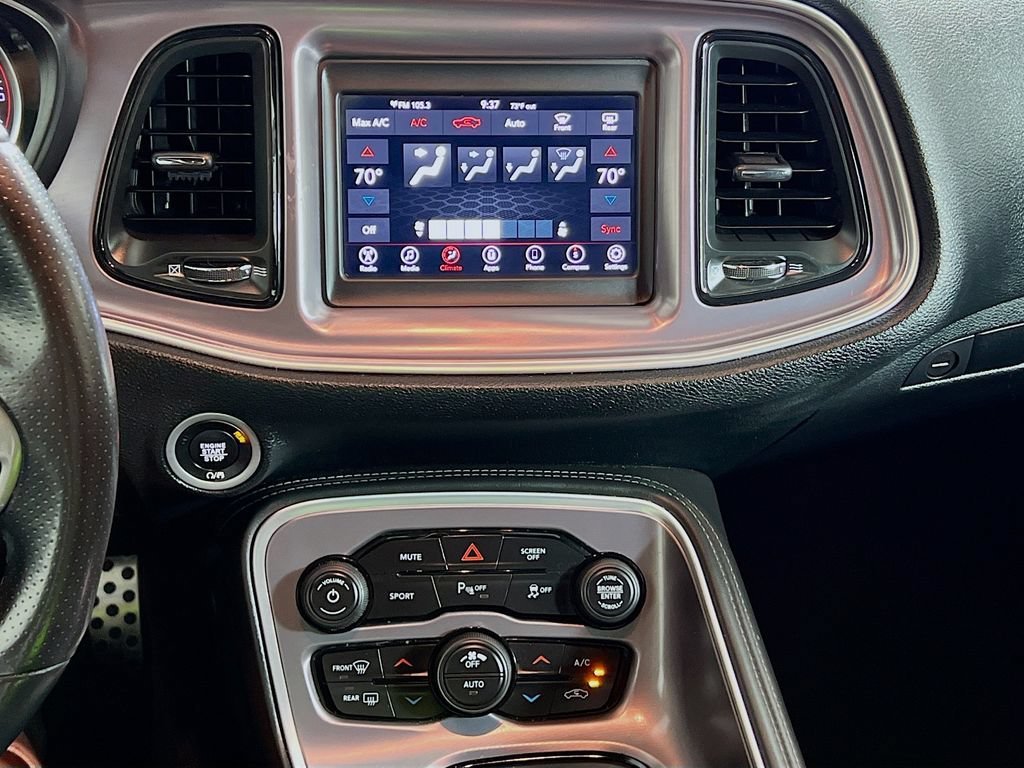 Used 2019 Dodge Challenger R/T RWD image 20