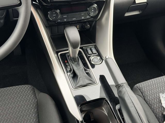New 2026 Mitsubishi Eclipse Cross LE image 11