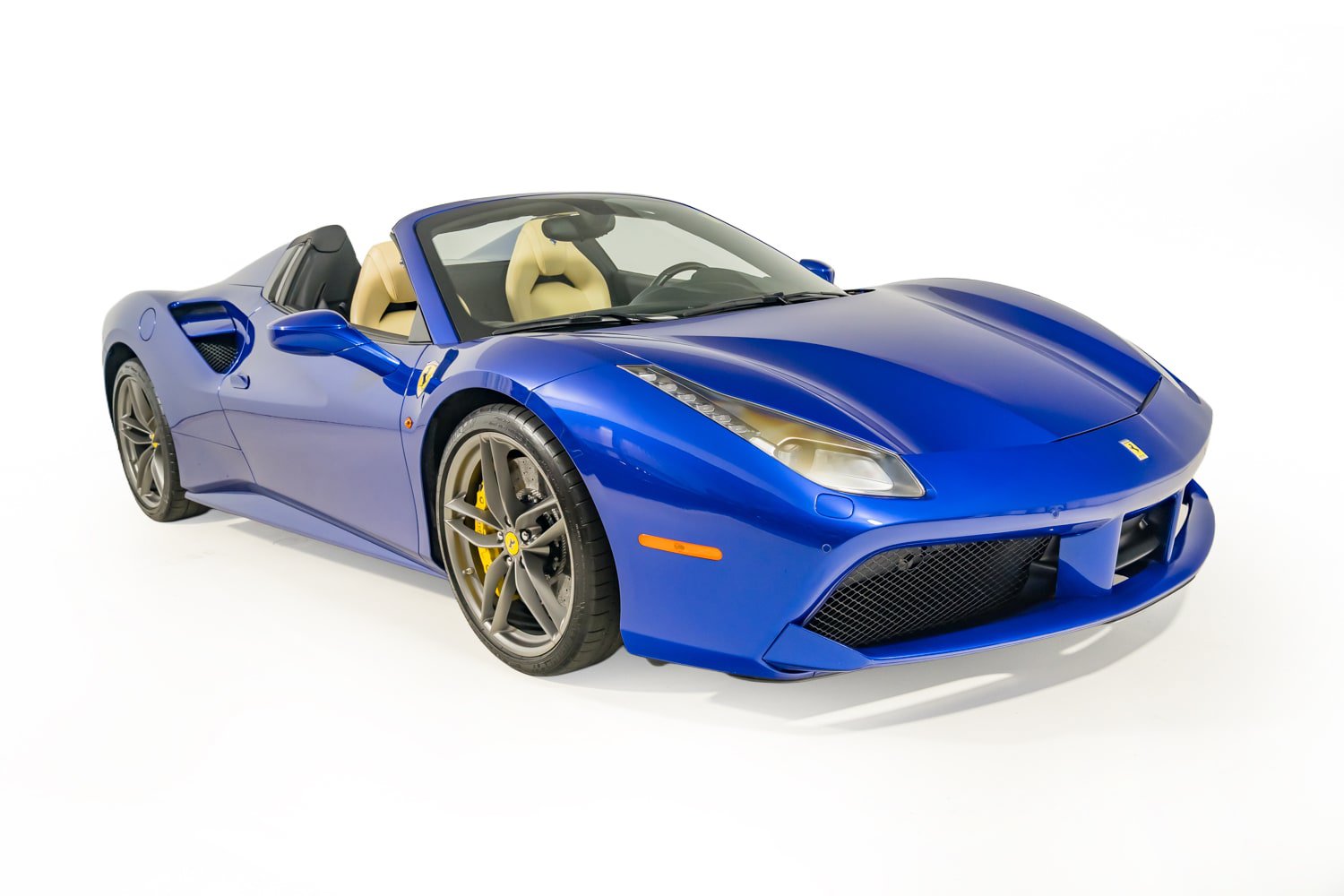 Certified 2019 Ferrari 488 Spider RWD image 21