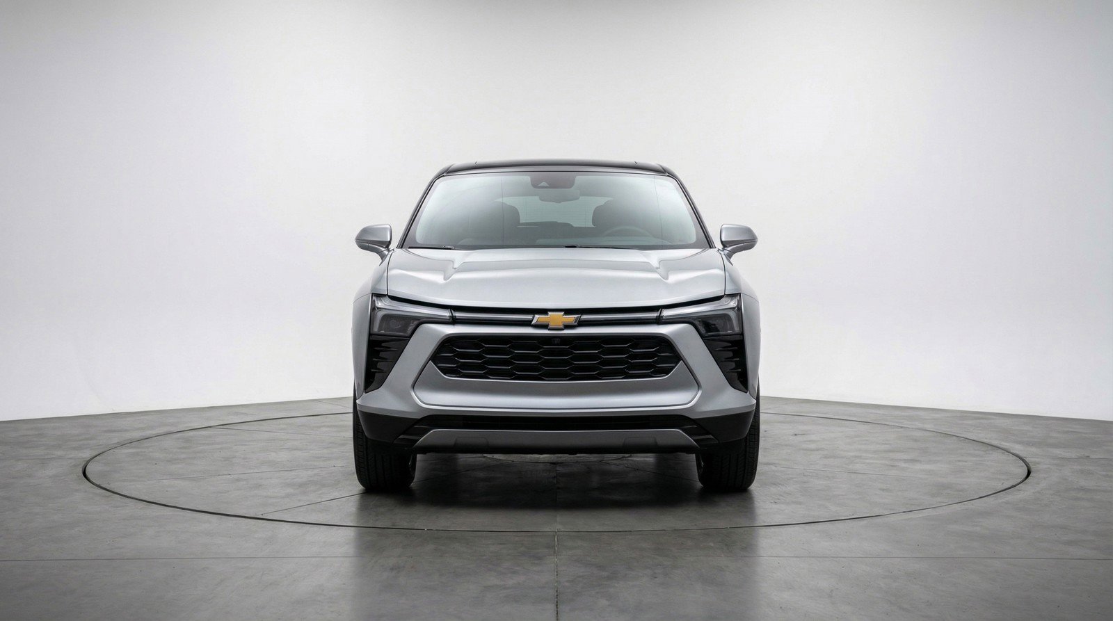 Used 2025 Chevrolet Blazer LT image 2